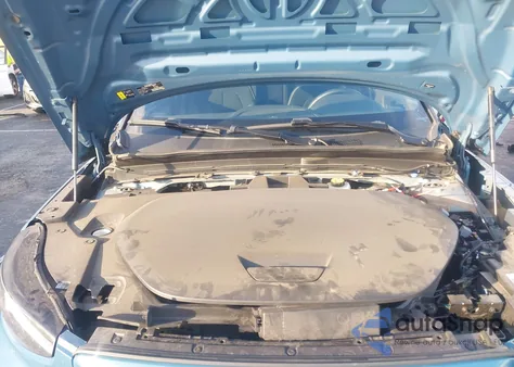 2023 Volvo C40 Recharge Pure Electric Twin Plus z USA, uszkodzony, nr VIN YV4ED3GL6P2065331